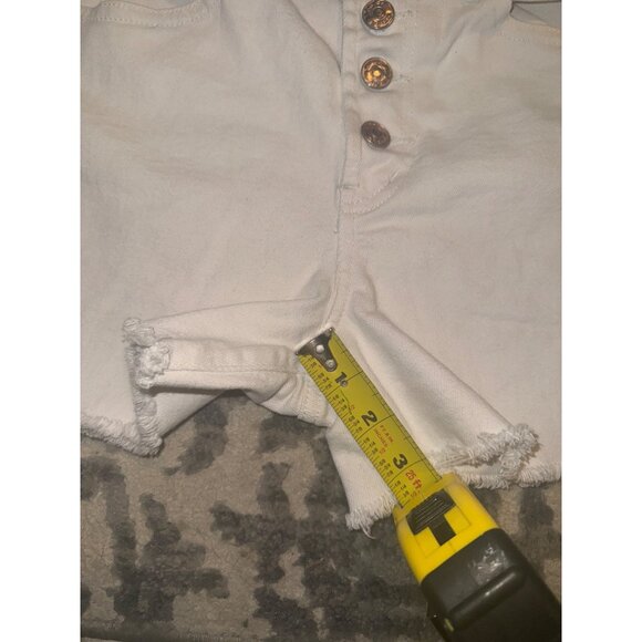 Ariat White denim button fly shorts, boyfriend, high-rise‎ size 26 R - Picture 3 of 7